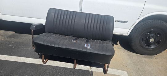 VW volkswagon bay window bus middle seat
