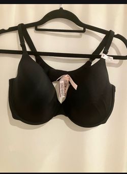 Victoria's Secret Black Bra Lightly Lined 38DD Brand New with Tags MSRP $39.95