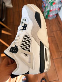 Jordan 4 military black