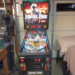 JURASSIC PARK PINBALL MACHINE BY DATA EAST