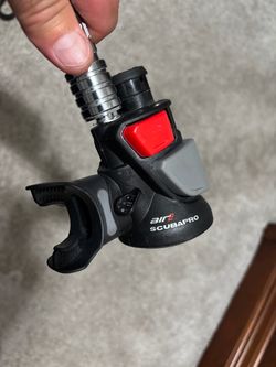 Scubapro Air 2, Combination Octopus/Inflator Regulator