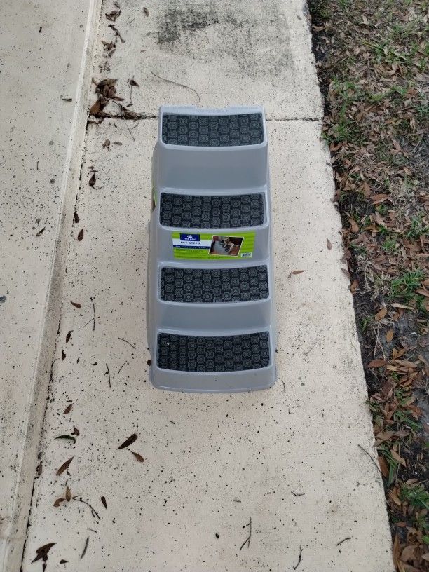 Pet Steps By Top Paw