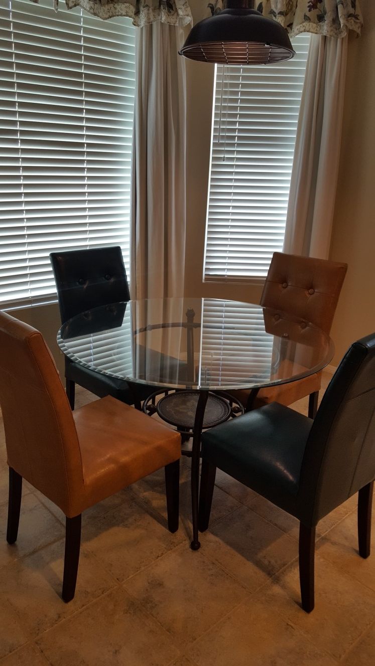 Kitchen Table and Chairs