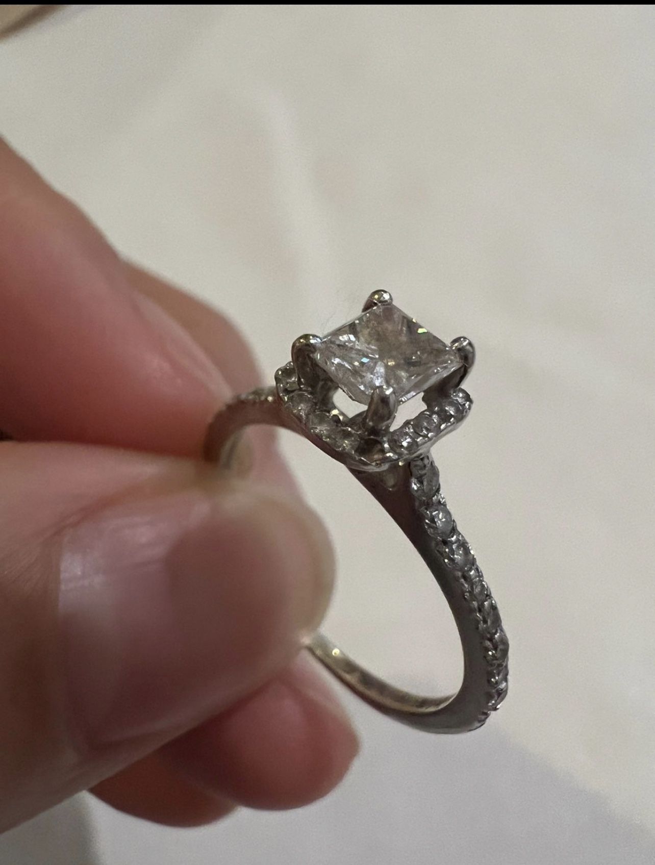 1 cttw Diamond Ring 