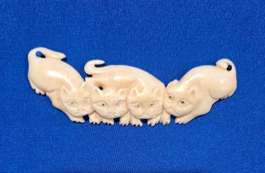 faux-ivory cat pendant ~ 3.5" long