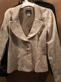 a-list shortie jaqaured jacket gold new with tags