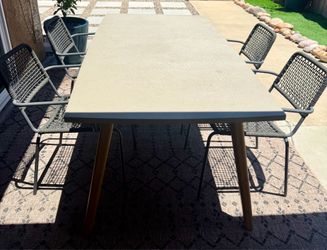 Article Outdoor Table & Chairs