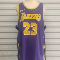 LeBron Jersey 
