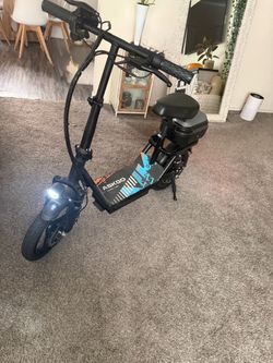 Askgo Riding King Electric Bike/ Scooter With charger