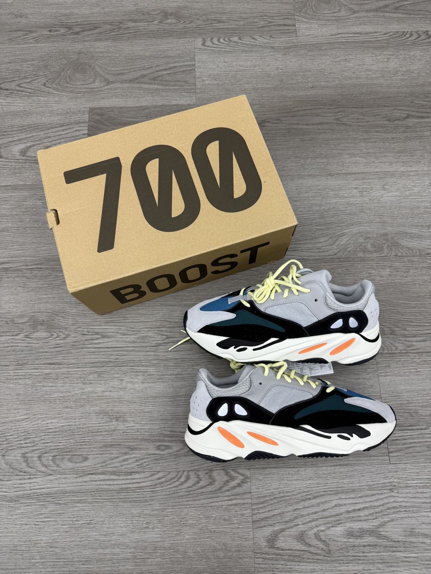 Yeezy 700 Wave Runner