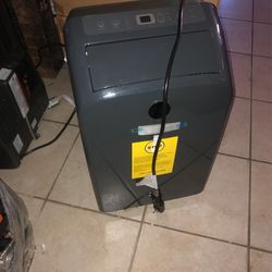 Hisense AC W/Heat 10,000 BTU 