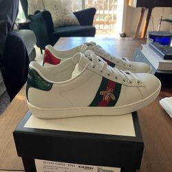 Gucci Sneakers 7.5W Like-New 