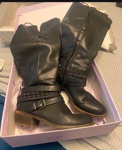 Women’s Knee High Boots