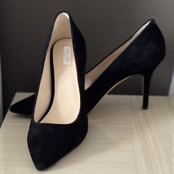 Woman’s Shoes