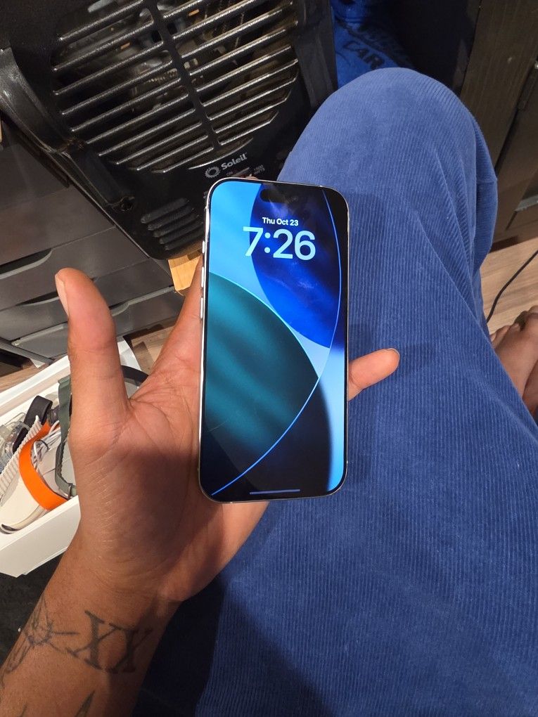 Iphone 16 PRO White 128 Unlocked