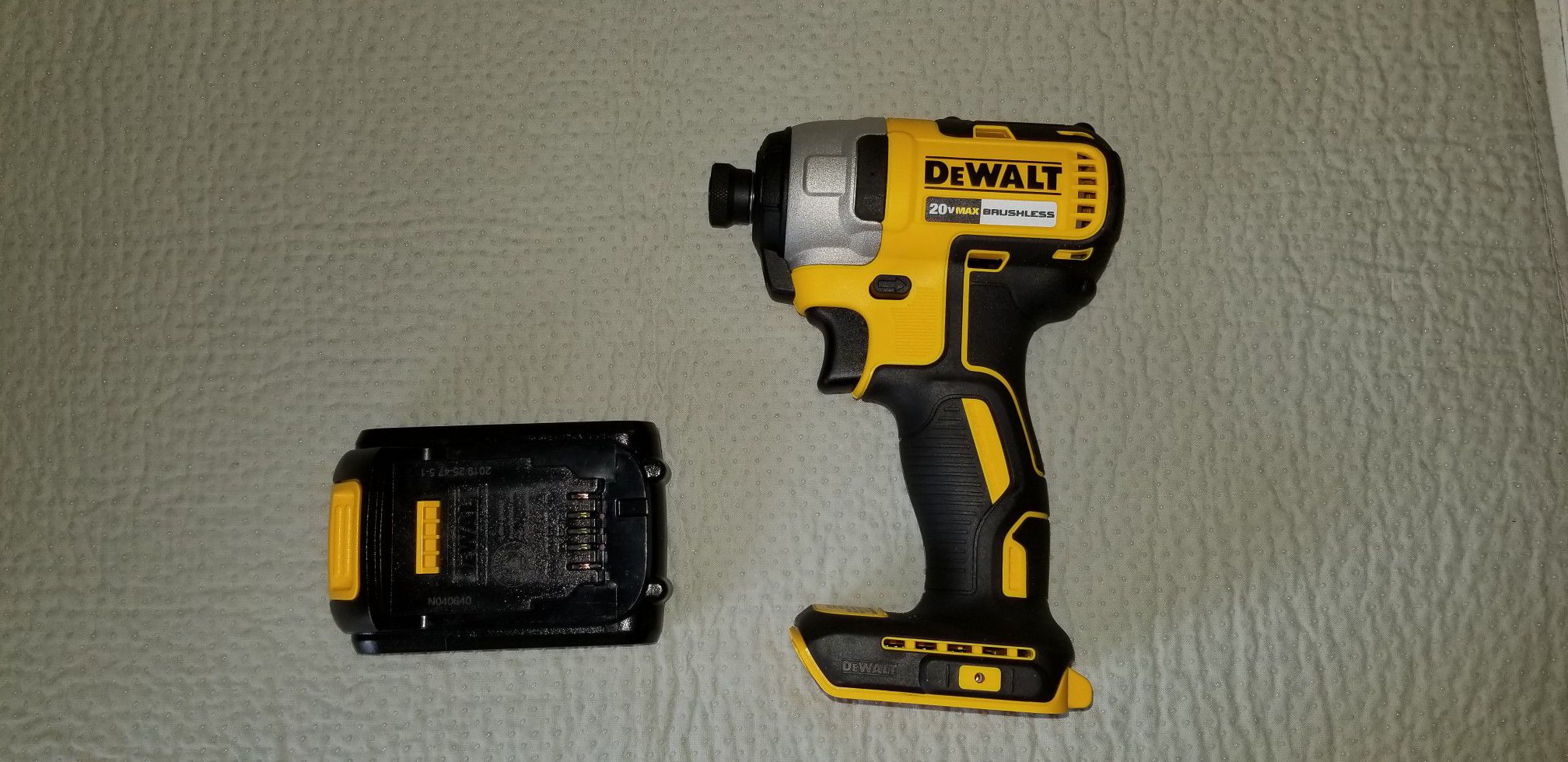New dewalt brushless impact driver and new battery