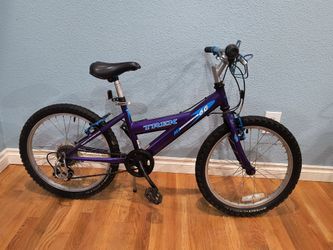 20" Trek Mountain Lion 60 – Kids Mountain Bike – 6 Speed - Aluminum frame