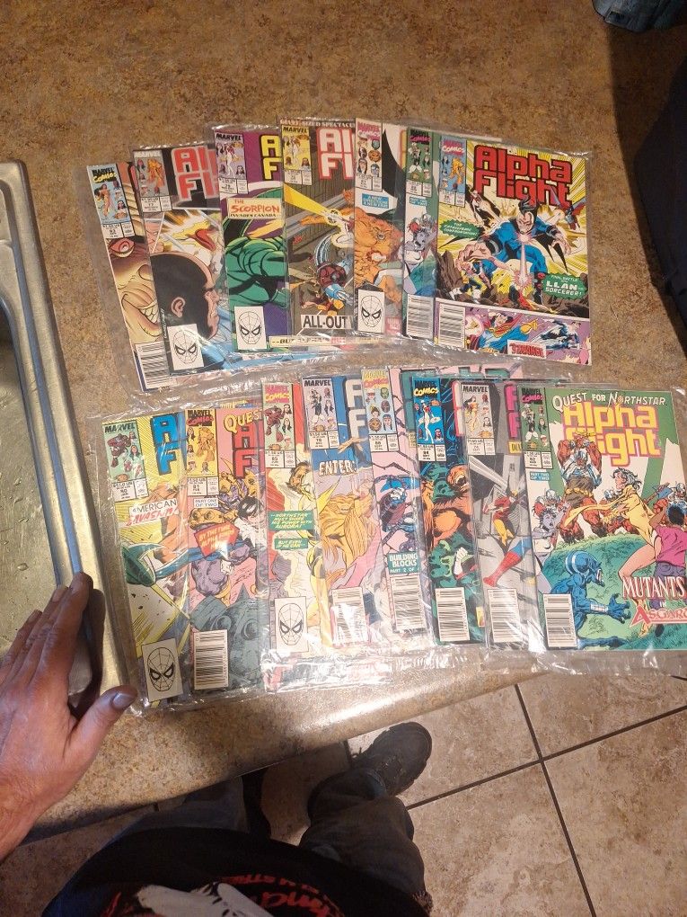 Alpha Flight Comic Book Lots Take Them All For $5 Pick Up In Glendale