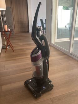 Bissell Cleanview Bagless Vacuum
