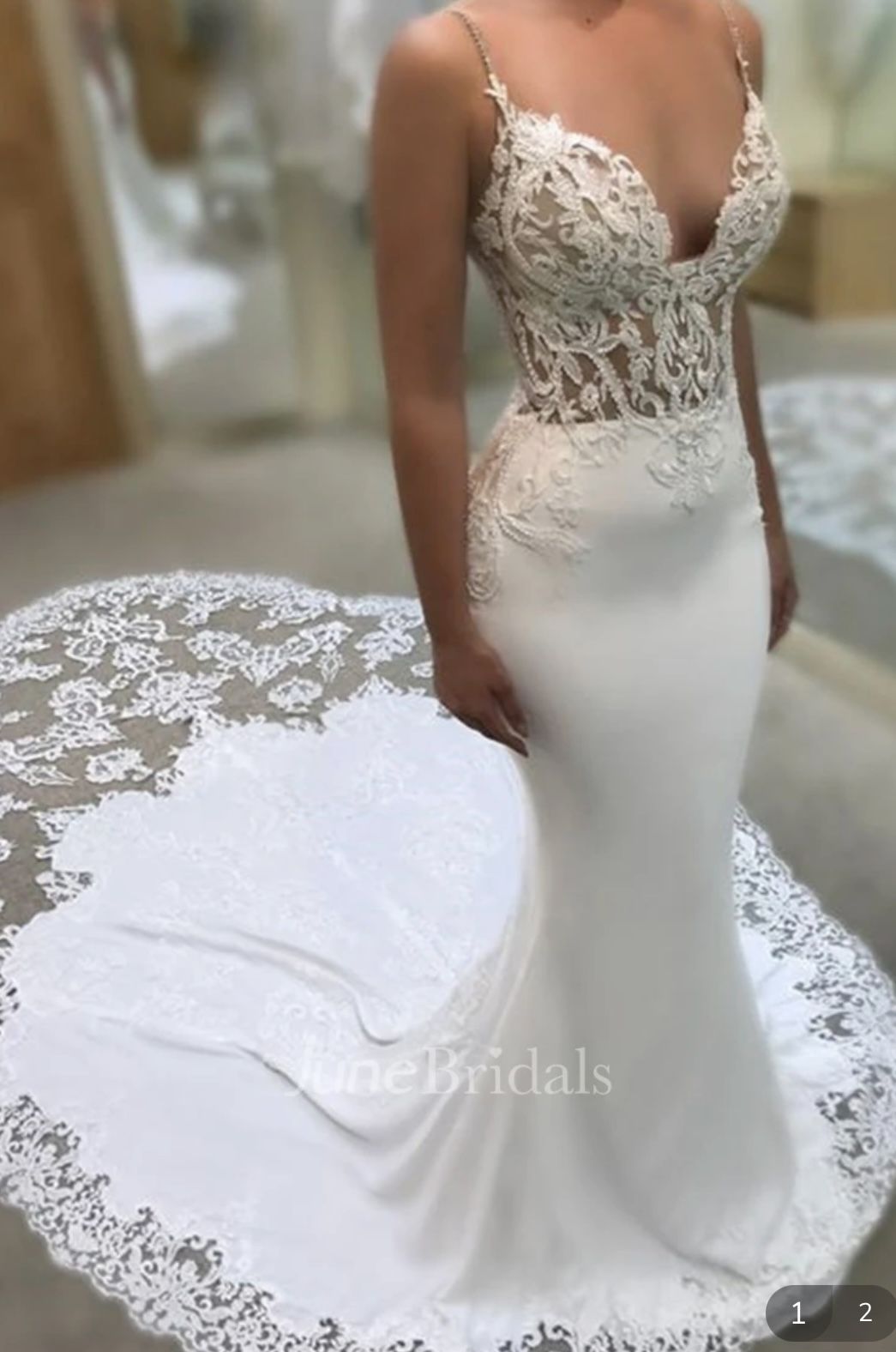 BRAND NEW NEVER WORN WEDDING DRESS
