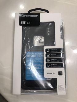 iPhone XR Lifeproof Phone Case