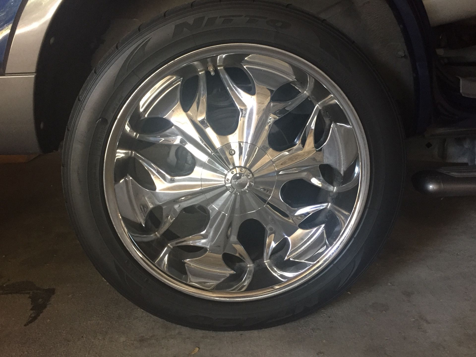 22” akuza rims. 4 Rims (Rims Only) $150 OBO