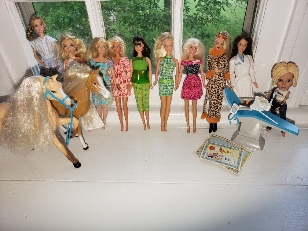 Barbies, other dolls and miscellaneous