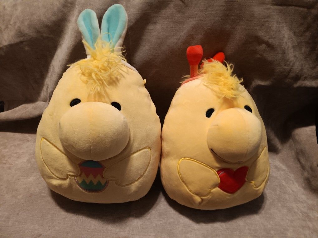 Snoopy "Woodstock" Bird Squishmallows