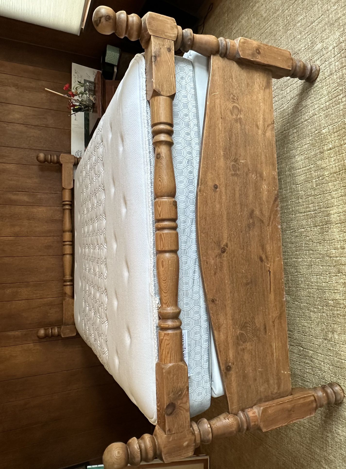 Queen Bed Frame And Mattress 