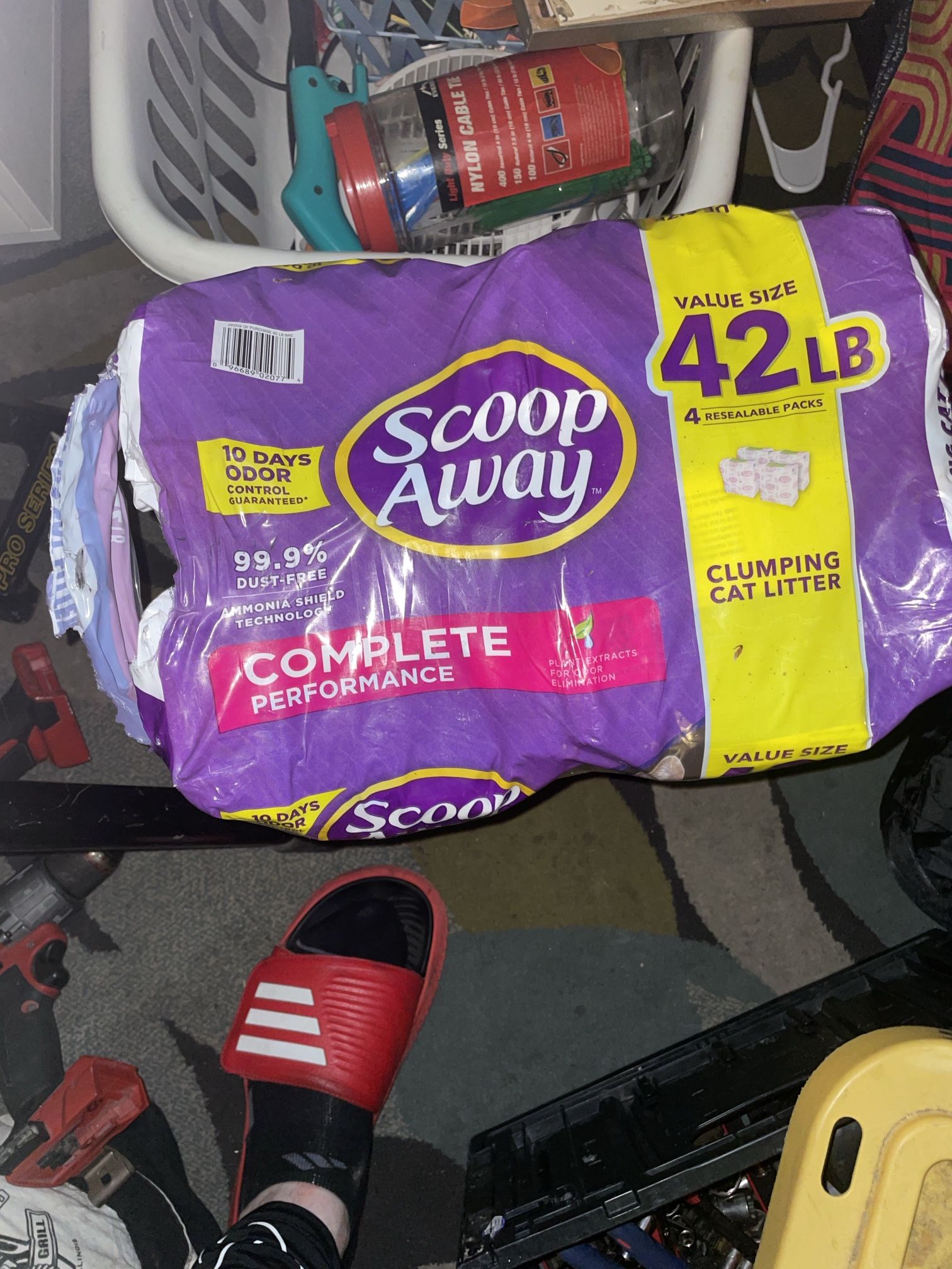 Scoop Away Kitty Litter 