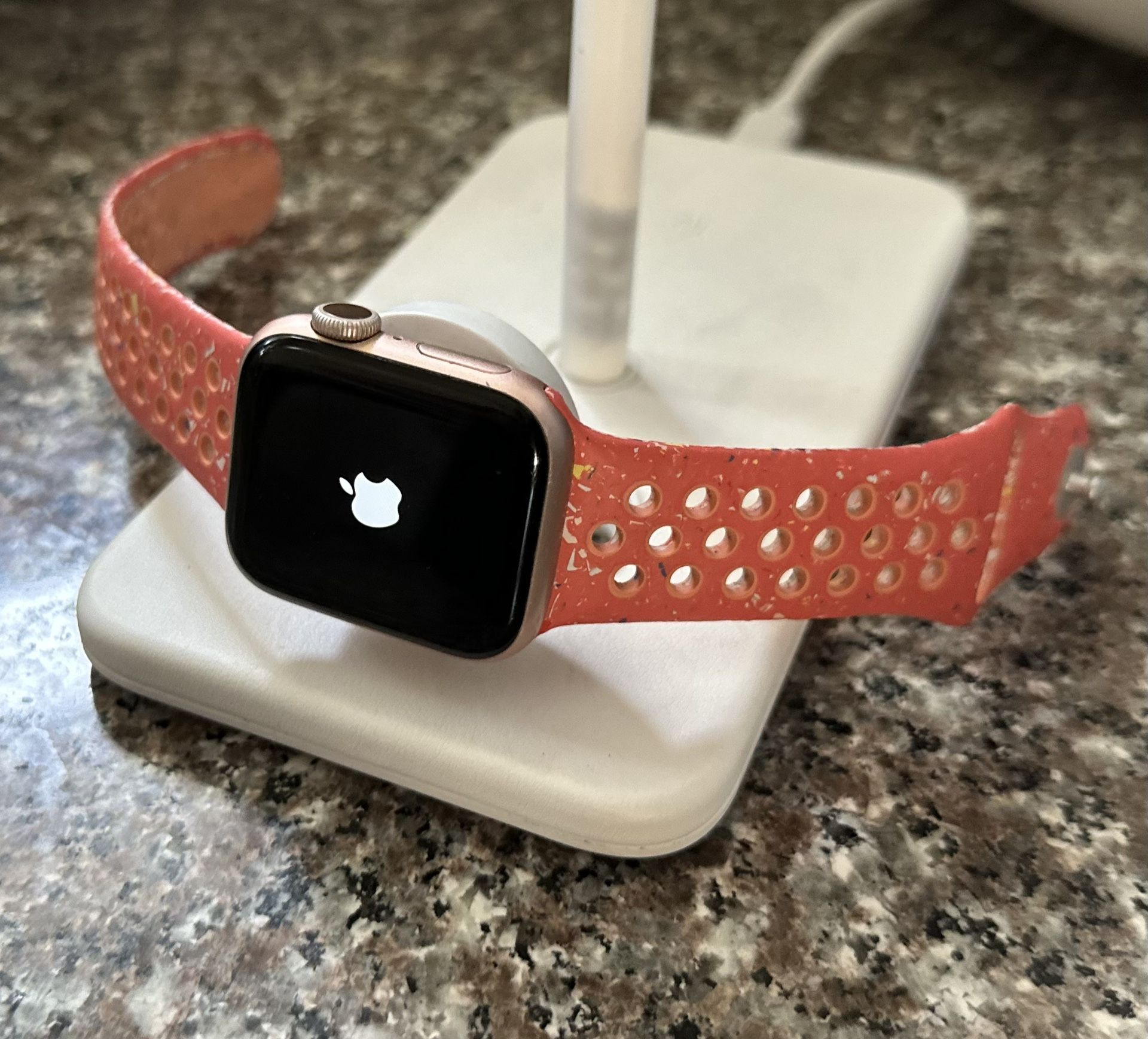 Apple Watch 5 Series