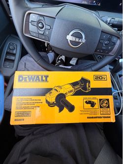 DEWALT 20V MAX 4.5" Angle Grinder DCG407B