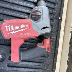 Milwaukee Hammer drill