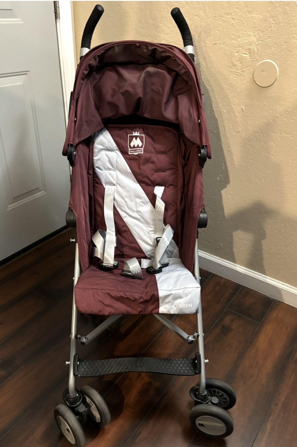 Mac Laren Stroller