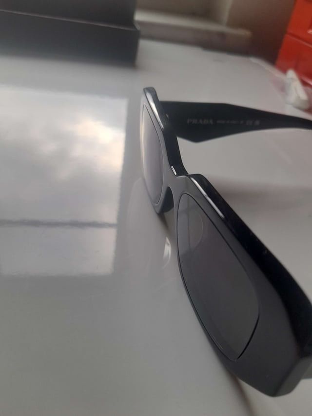 prada sunglasses women