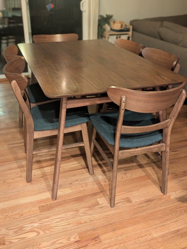Mid Century Modern Dining Table and 6 Chairs