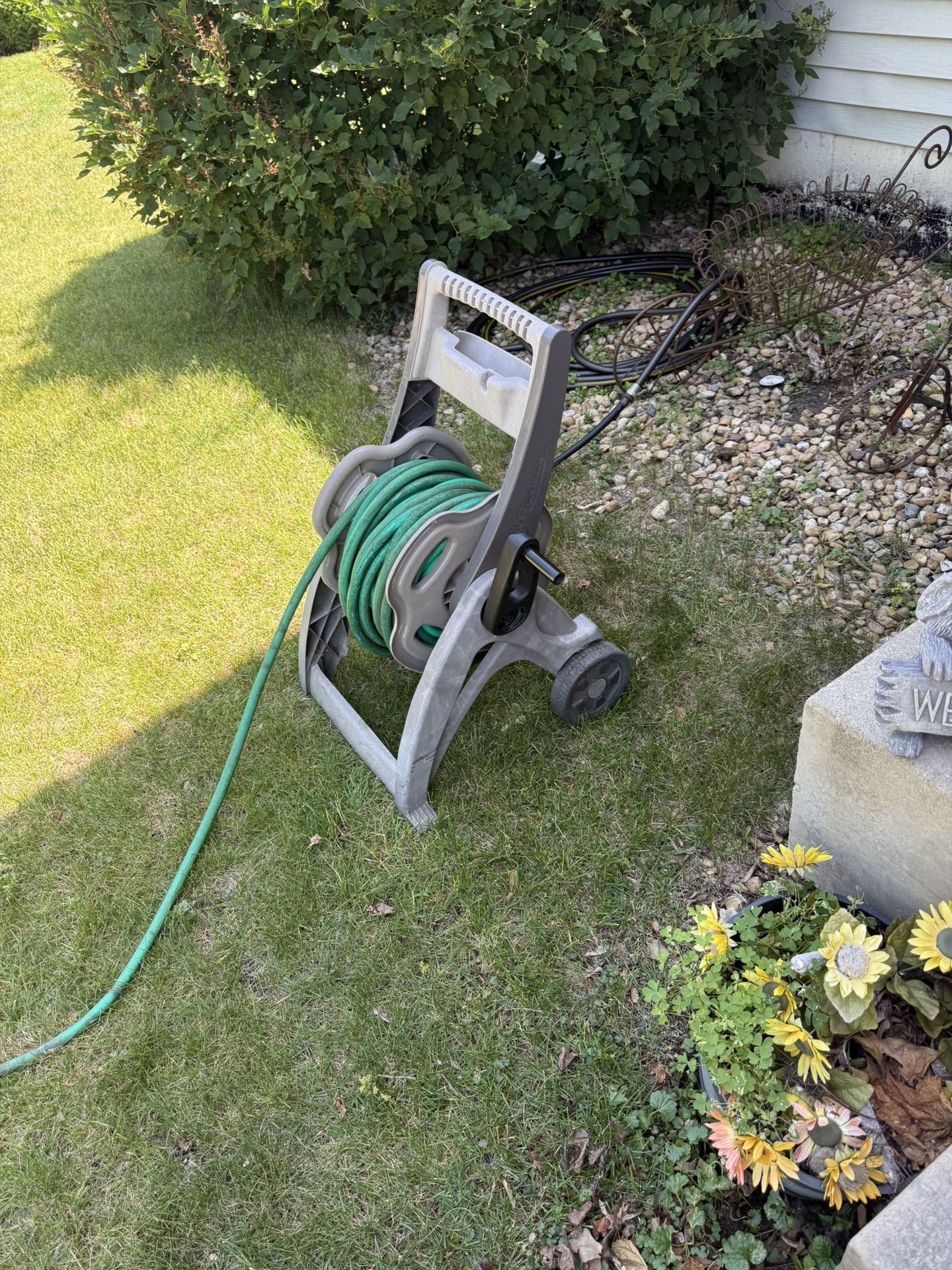 Plastic Hose Reel And Hose