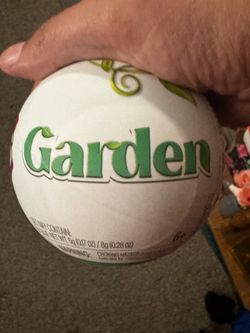 ZURU Mini Brands Create Garden Surprise Capsule