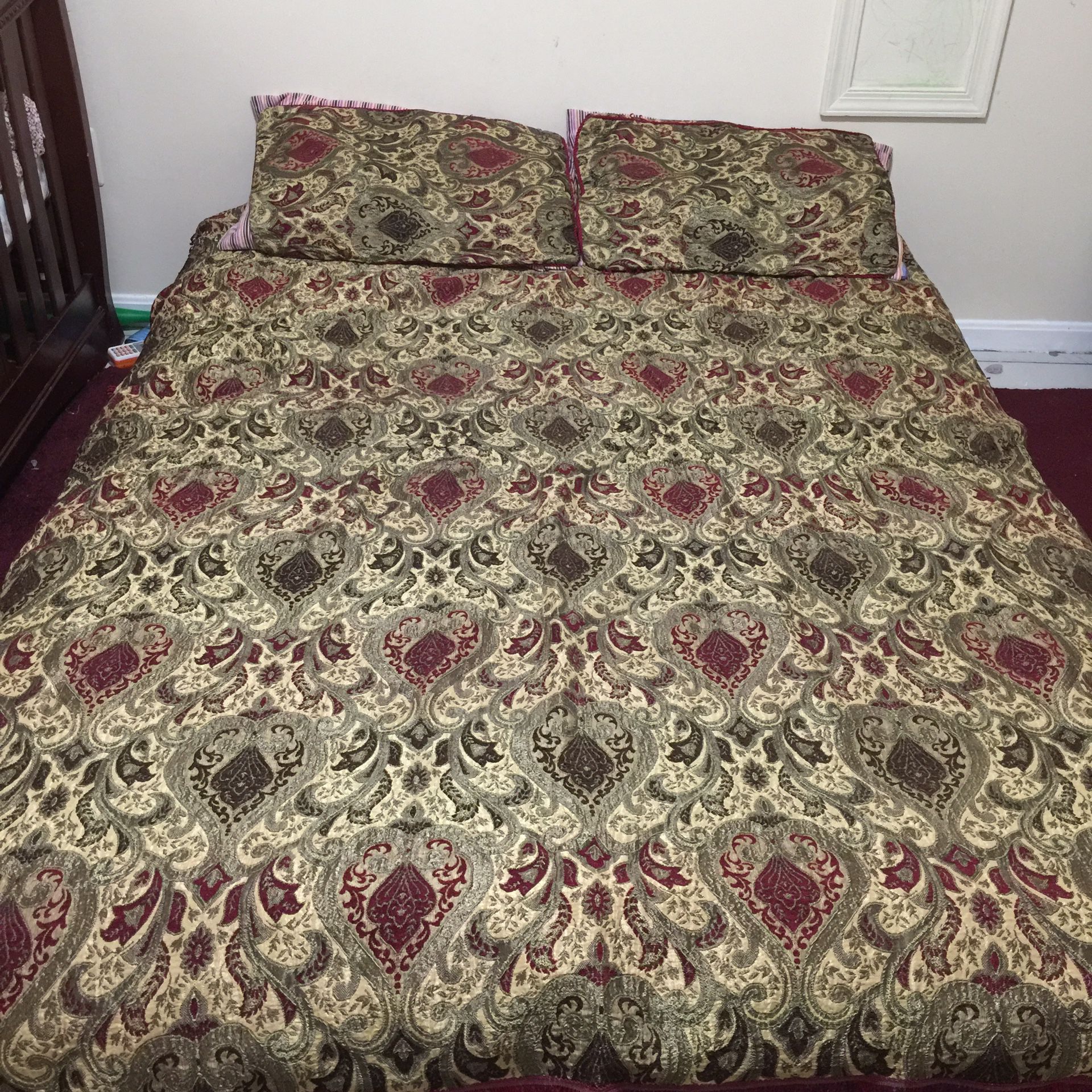 Queen size luxurious bedding set bedsheet