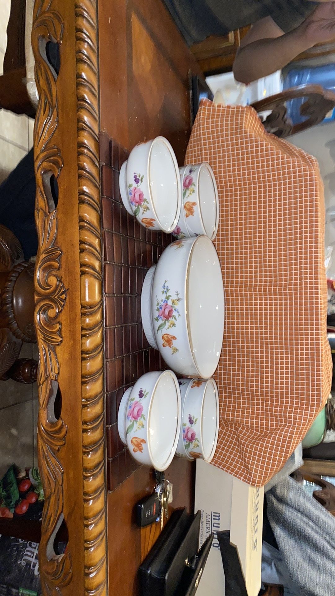 Vintage 1777 Henneberg Porzellan German Multicolored Flowers Salad Fruit Bowl(7)