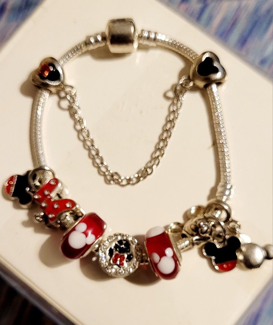 BN MICKEY AND MINNIE CHARM BRACELET 