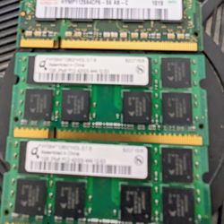 1 GB PC2-6400 RAM FOR LAPTOPS