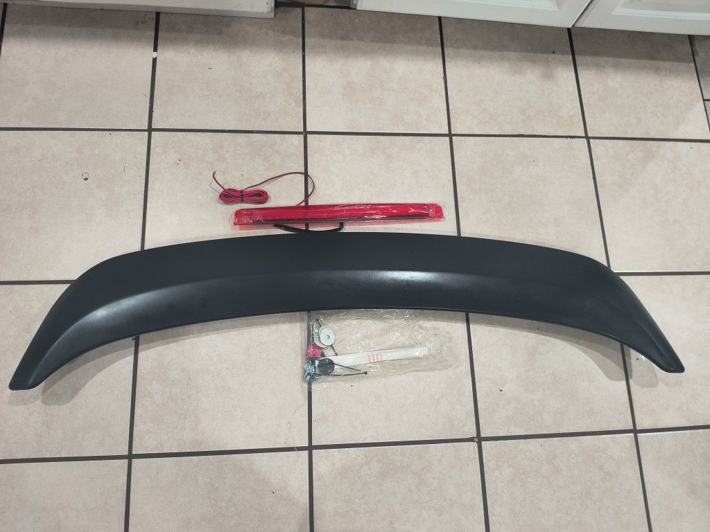 Spoiler for Nissan Maxima