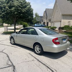 Toyota Camry 