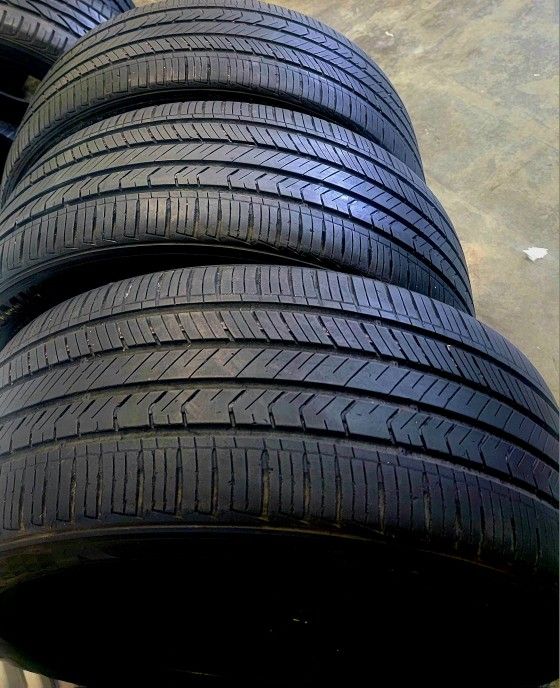 3 KUMHO TIRES. 235 45 18