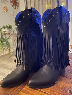 Cowboy womenās fringe boots