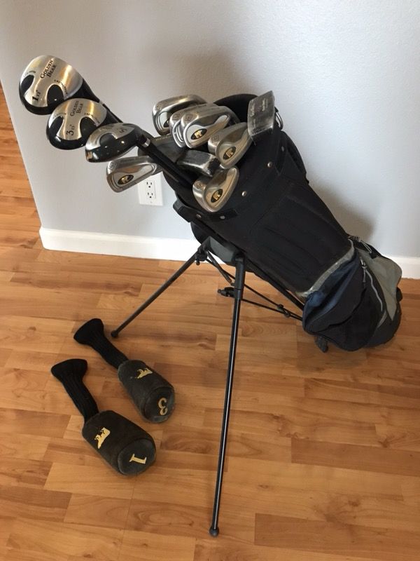 Ladies Golf Clubs - Golden Bear Optiflex. Comes with bag, complete club set, plus tiger shark putter!