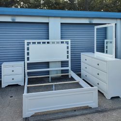 READ AD!! White Queen Bedroom Furniture Dresser Set 