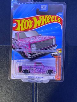 Hot Wheels '83 Chevy Silverado Black Widow