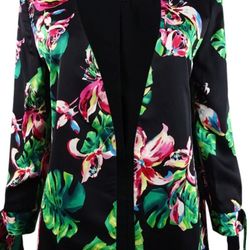 *Tahari Blazer ❤️ Size 2.